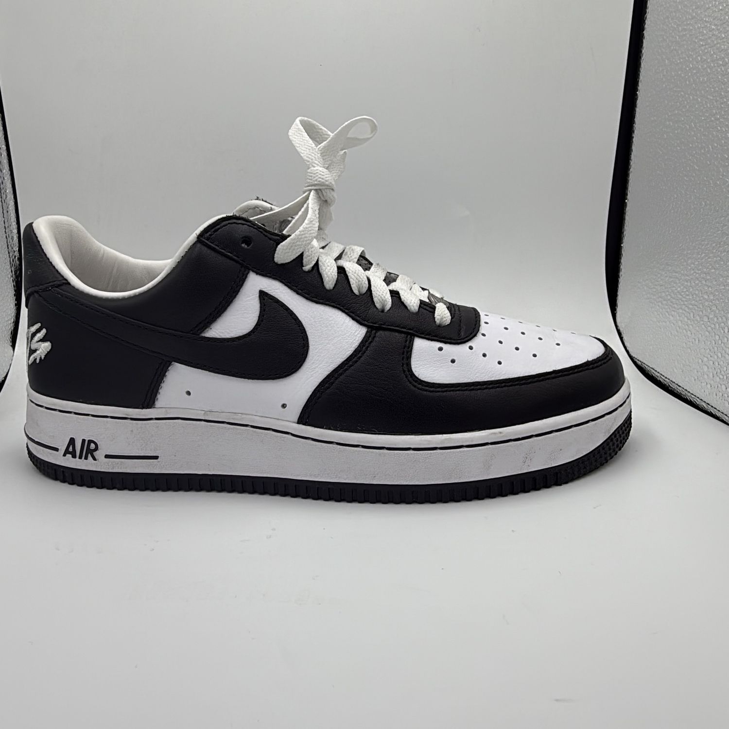 NIKE AIR FORCE 1 X TERROR SQUAD  &quot;BLACKOUT&quot; SZ 8.5