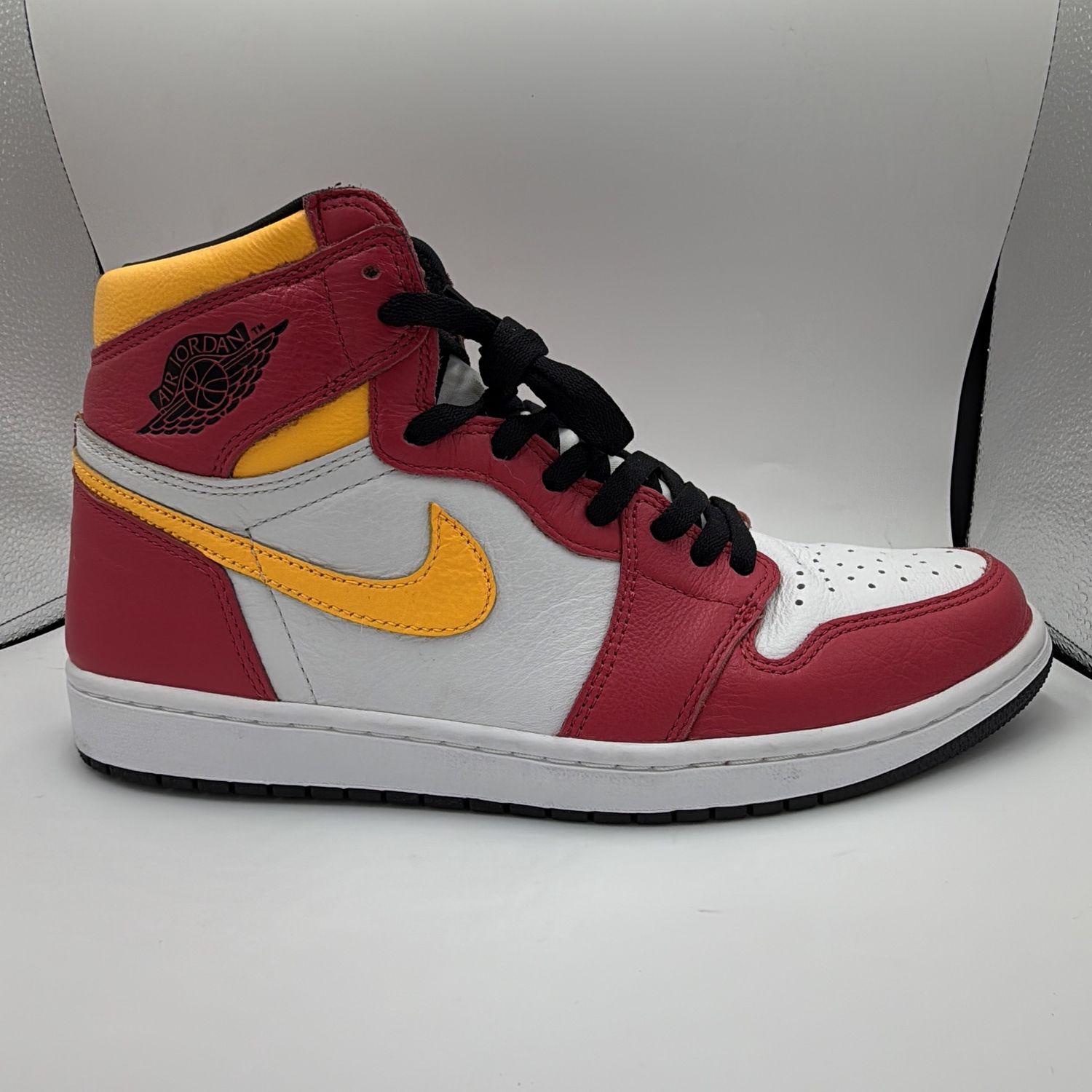 JORDAN 1 “LIGHT FUSION RED” SZ 10.5