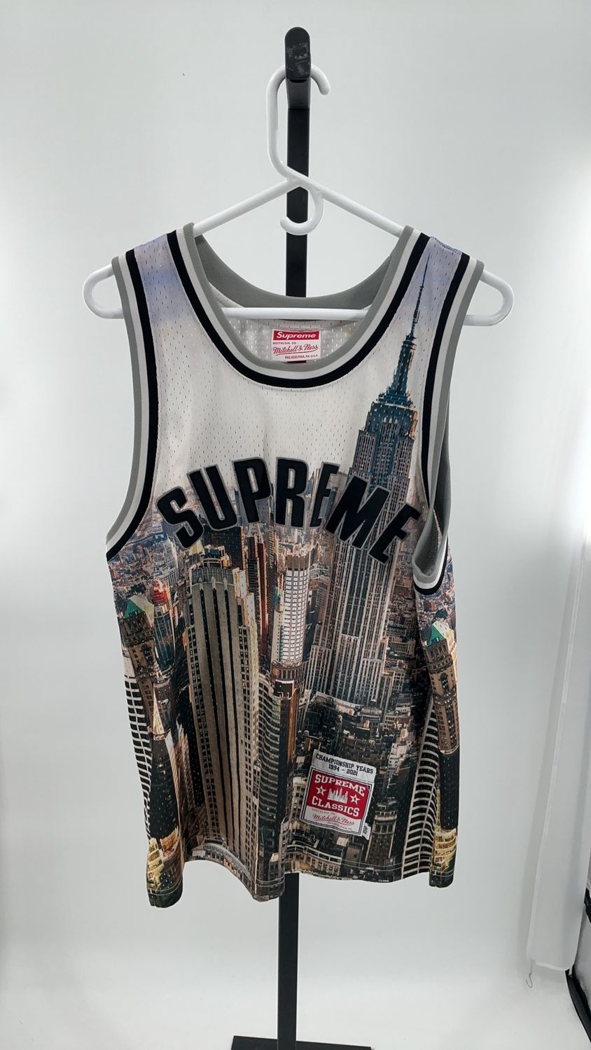 SUPREME XMITCHELL &amp; NESS BASKETBALL JERSEY SKYLINE