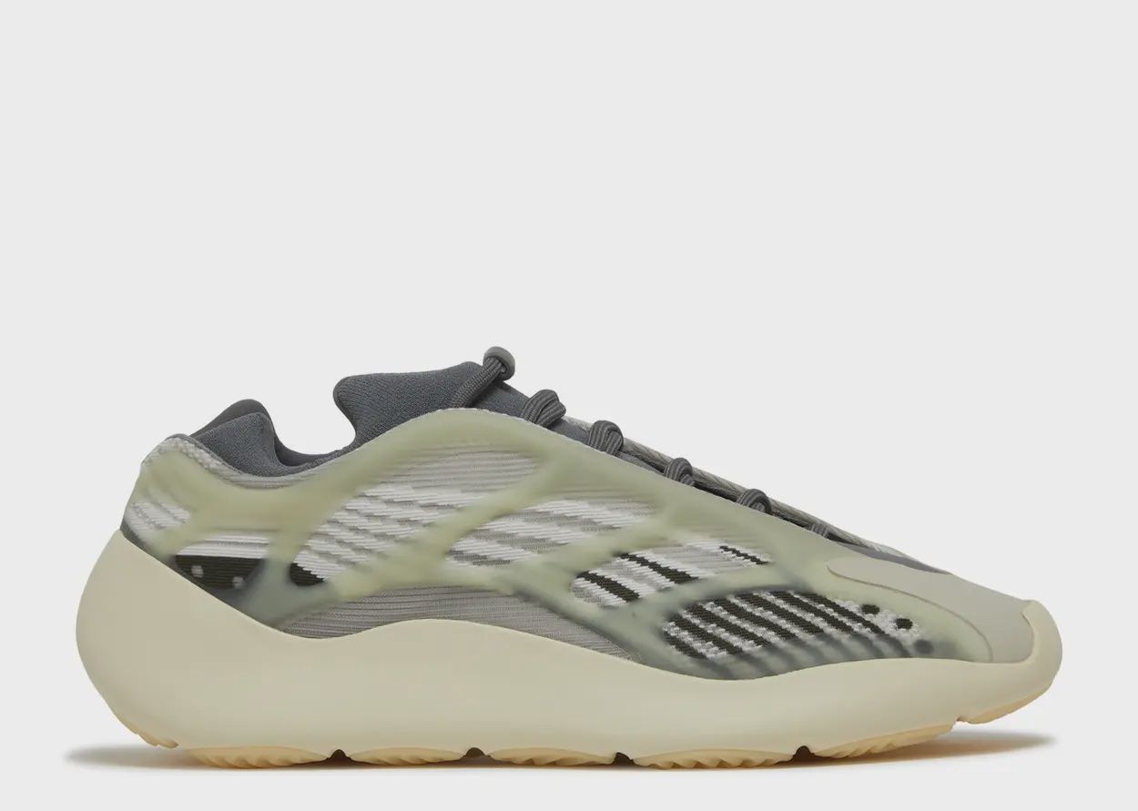 YEEZY 700 V3 &quot;FADE SALT&quot;