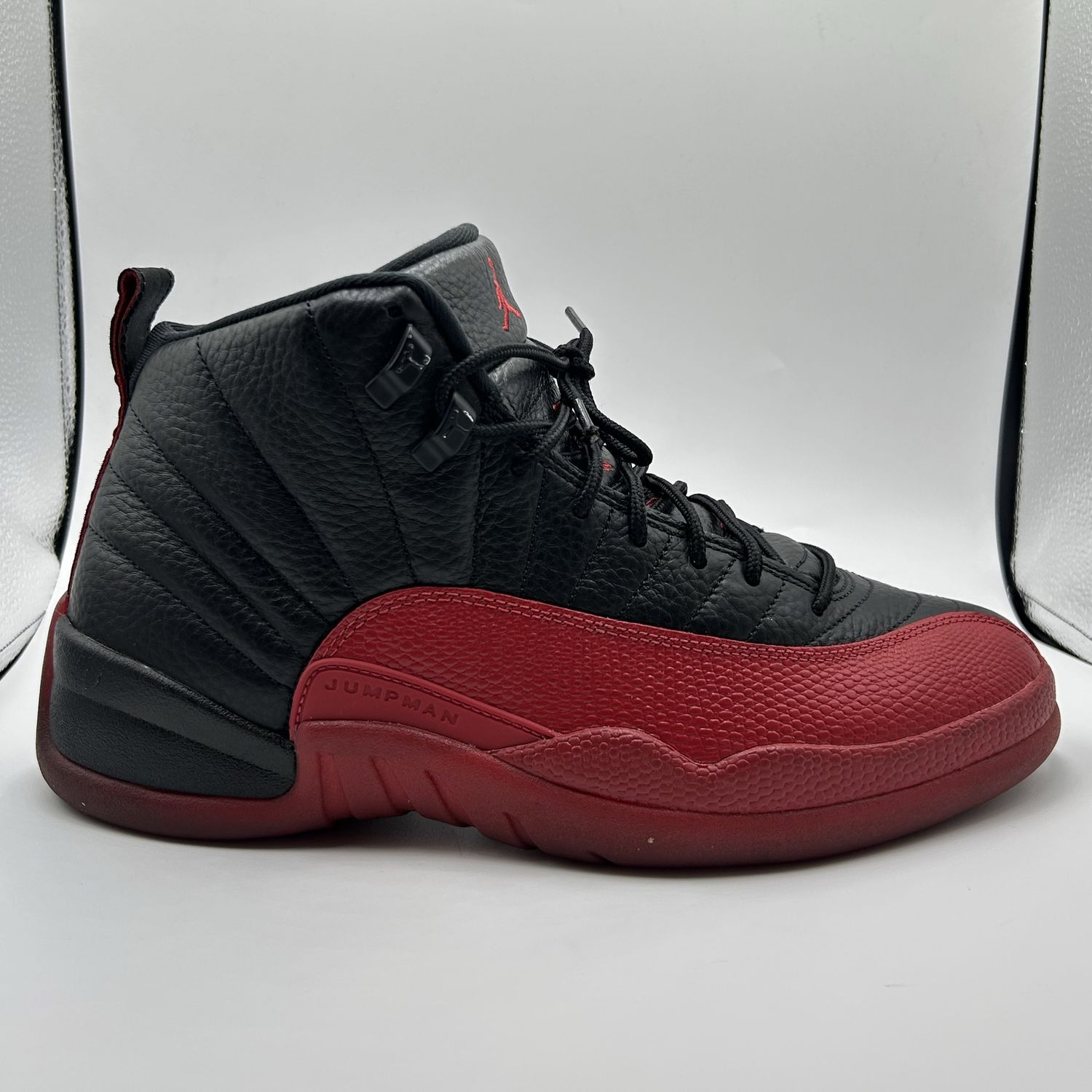 JORDAN 12 “FLU GAME” SZ 10