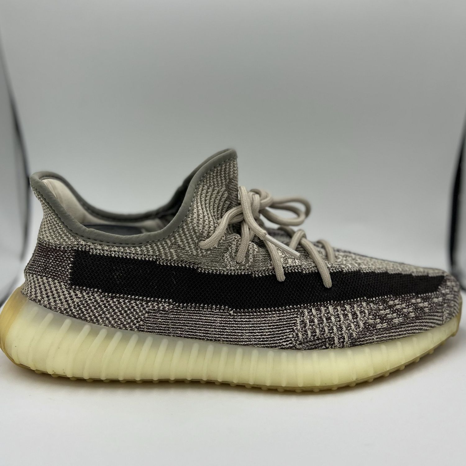 YEEZY 350 V2 “ZYON” SZ 11