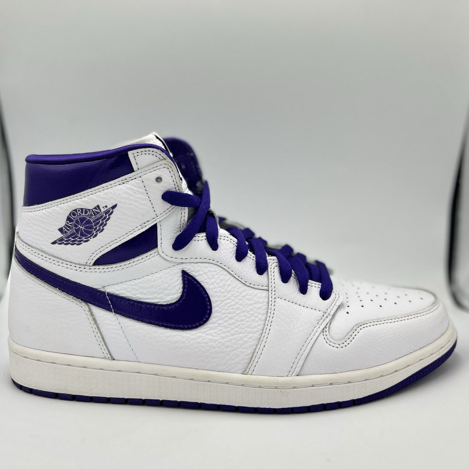 JORDAN 1 “COURT PURPLE” SZ 10.5m
