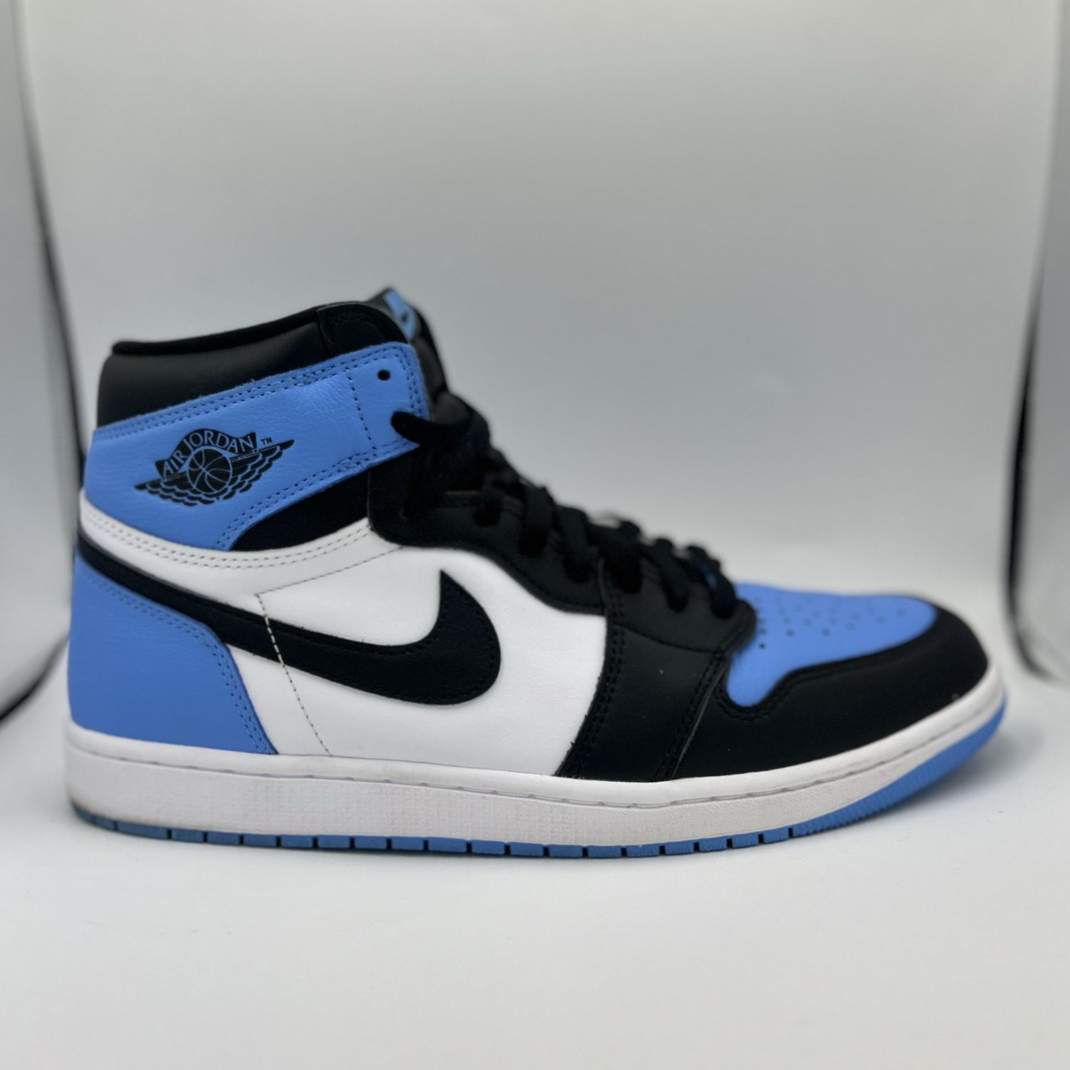 JORDAN 1 “UNC” SZ 11.5
