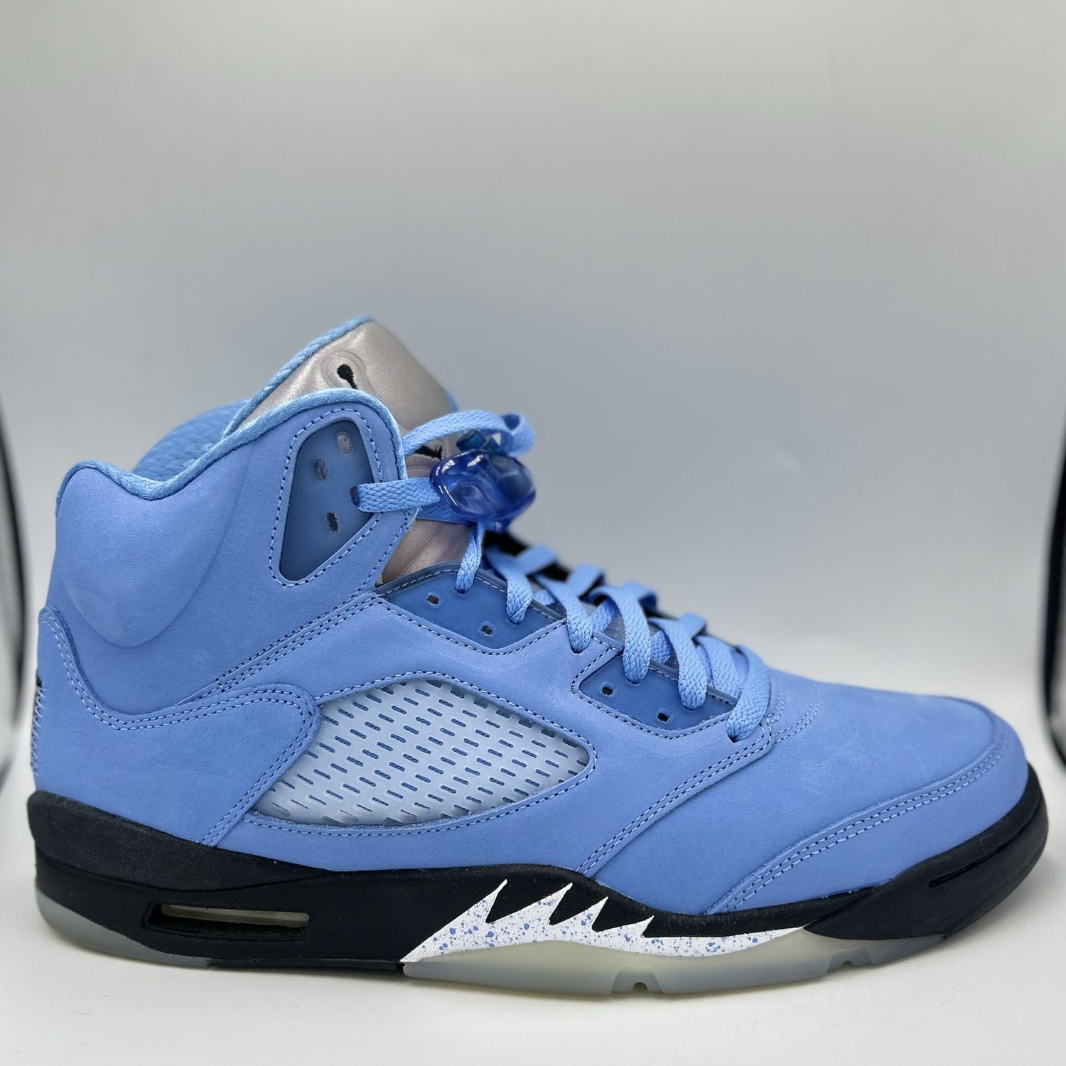 JORDAN 5 “UNC” SZ 11.5