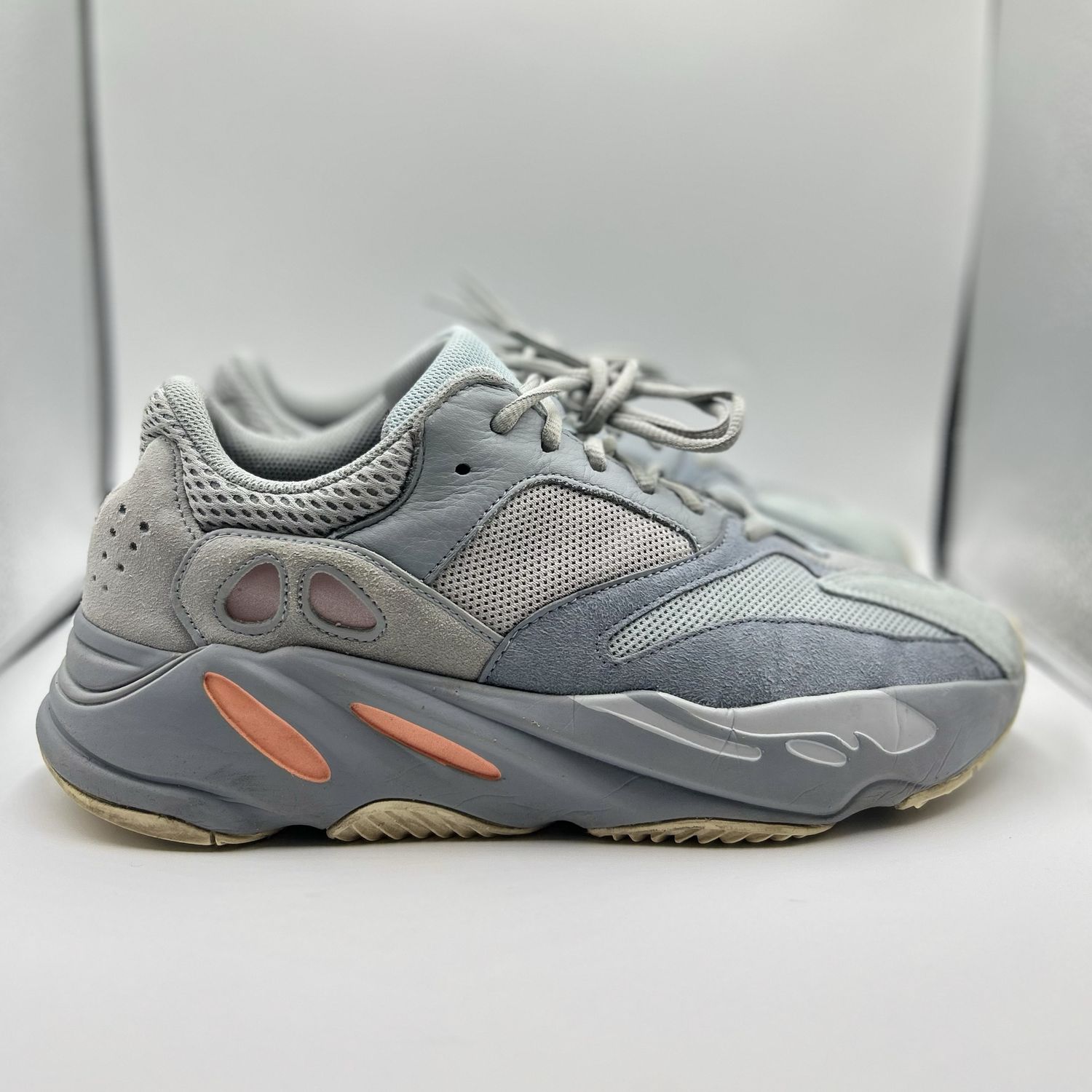 YEEZY 700 “INERTIA” SZ 11