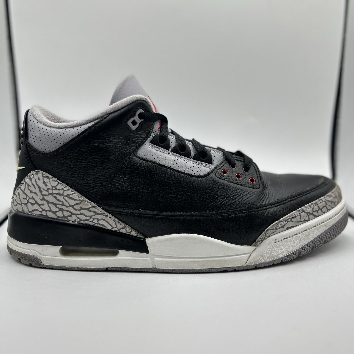 JORDAN 3 “BLACK CEMENT” SZ 13 N.B.