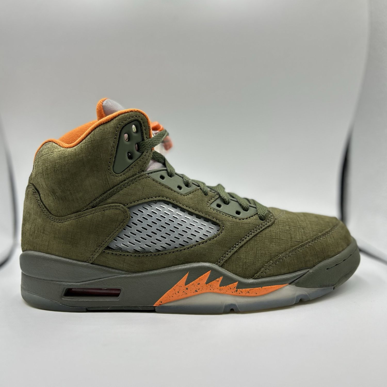 JORDAN 5 “OLIVE” N.B. SZ 9