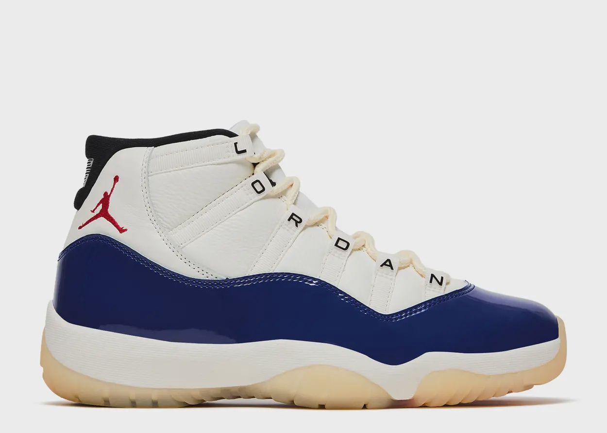 JORDAN 11 "RARE AIR"