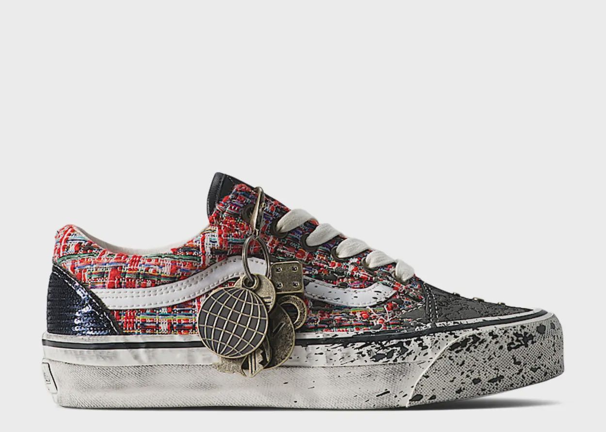 VANS OLD SKOOL PREMIUM CHARMS"RED BLACK"