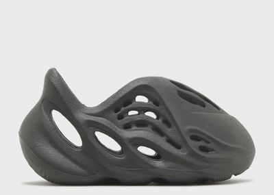 YEEZY FOAM RUNNER INFANTS "CARBON"