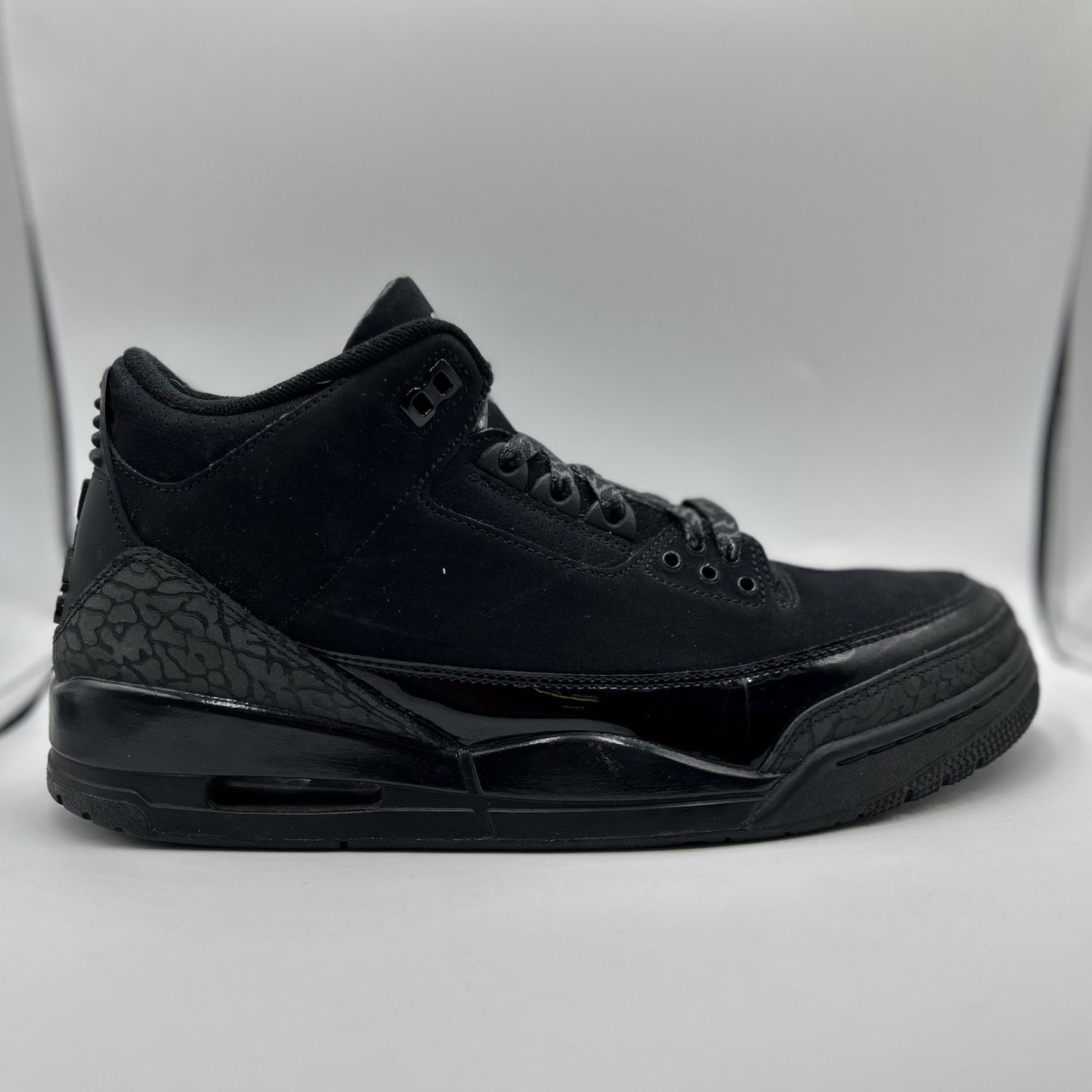 JORDAN 3 “BLACK CAT” SZ 10.5