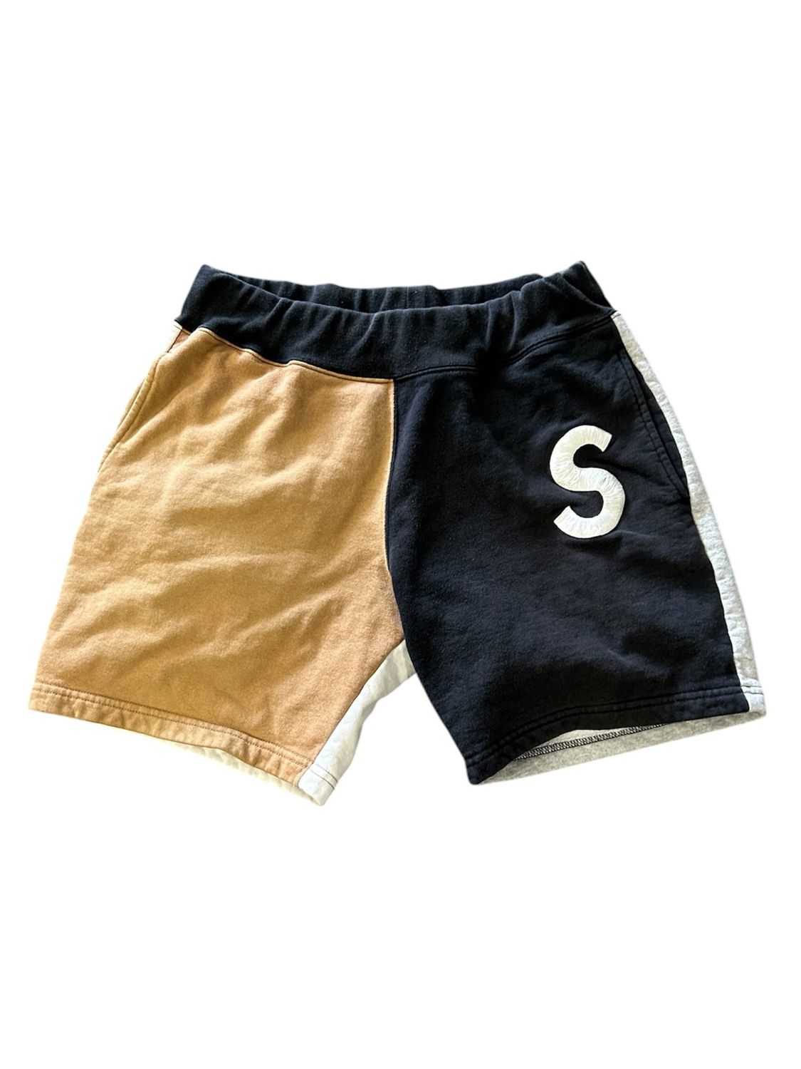 SUPREME S LOGO COLORBLOCKED SWEATSHORTS “BLACK”