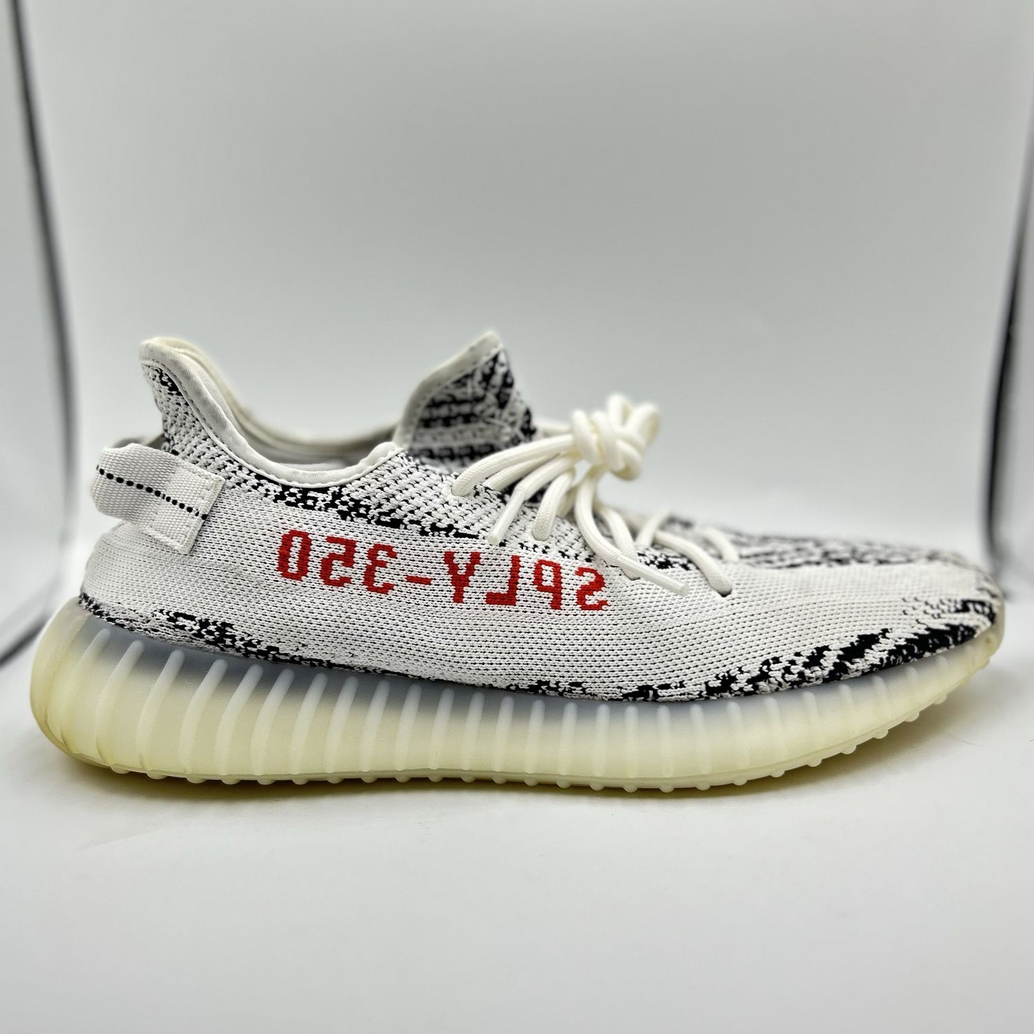 ADIDAS YEEZY 350 V2 “ZEBRA” SZ 10