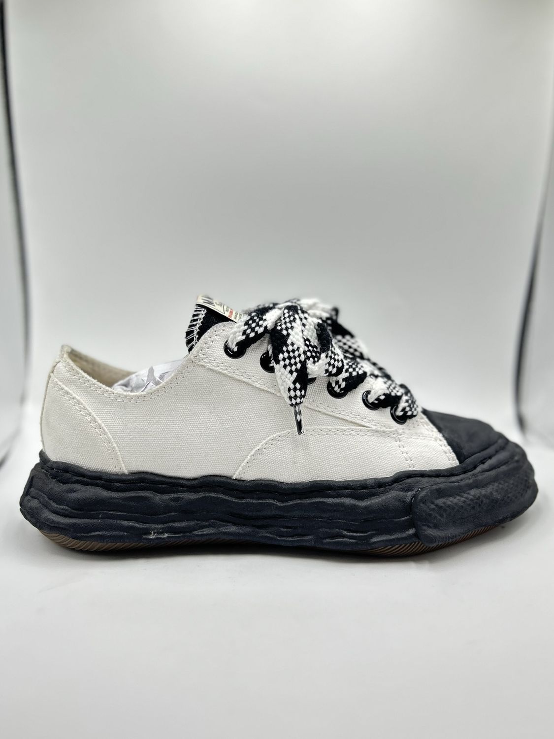 MAISON MIHARA YASUHIRO PETERSON 23 CANVAS LOW "WHITE BLACK" SZ 40