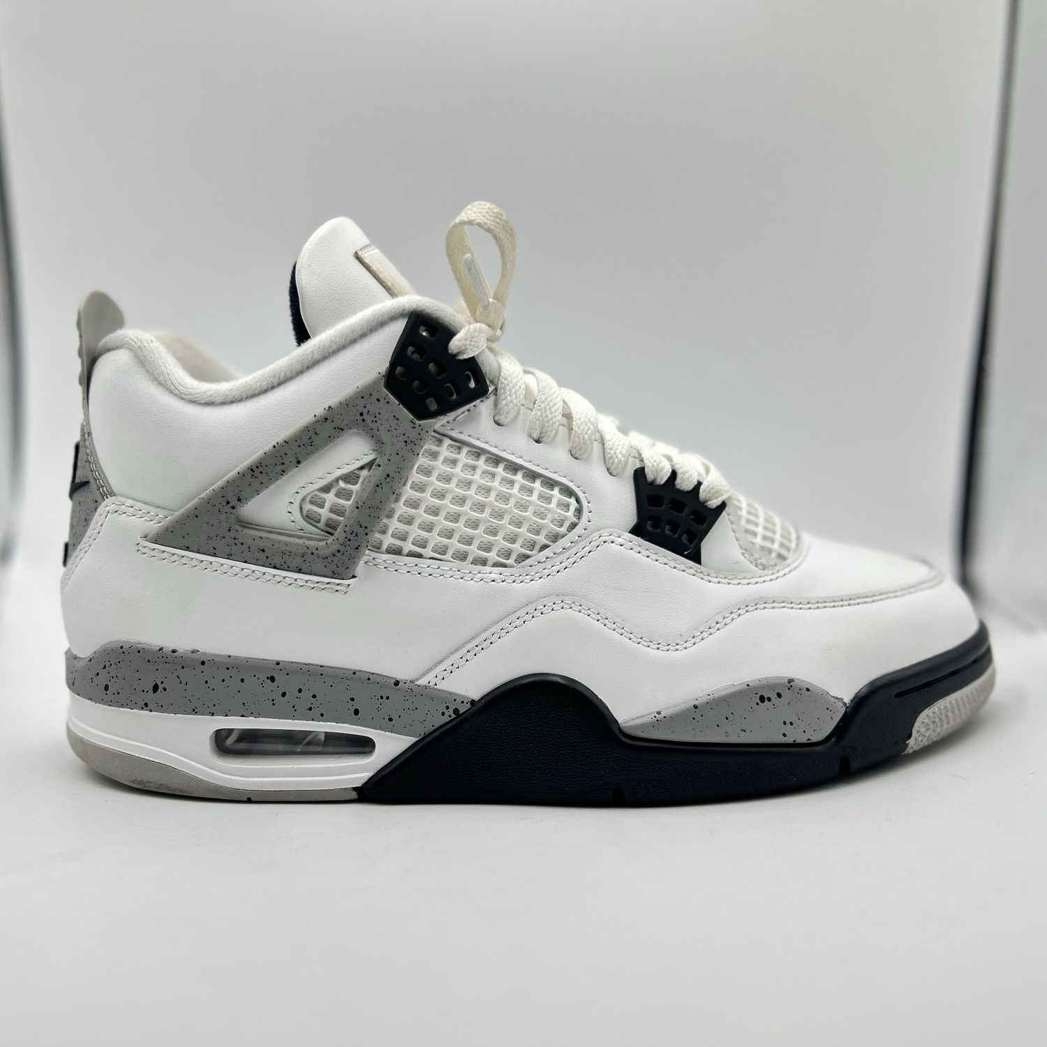 JORDAN 4 “WHITE CEMENT” SZ 8.5
