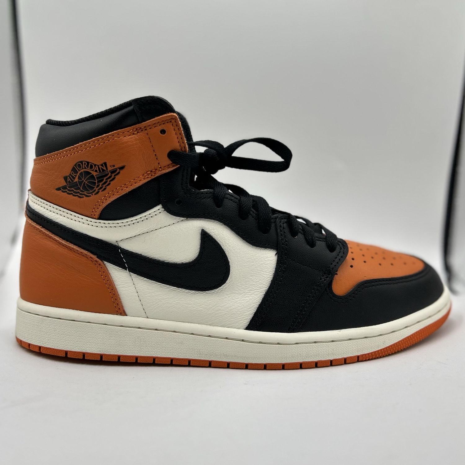 JORDAN 1 “SHATTERED BACKBOARD” SZ 11.5 N.B.