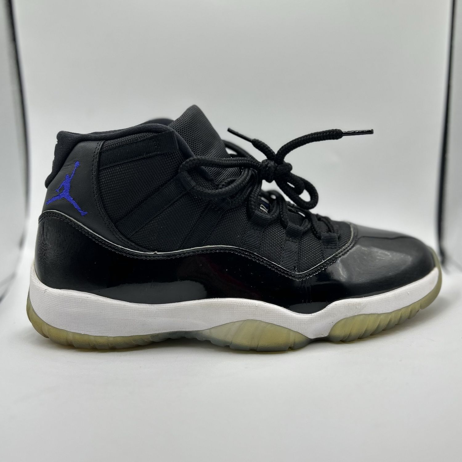 JORDAN 11 HIGH “SPACE JAM” SZ 10.5