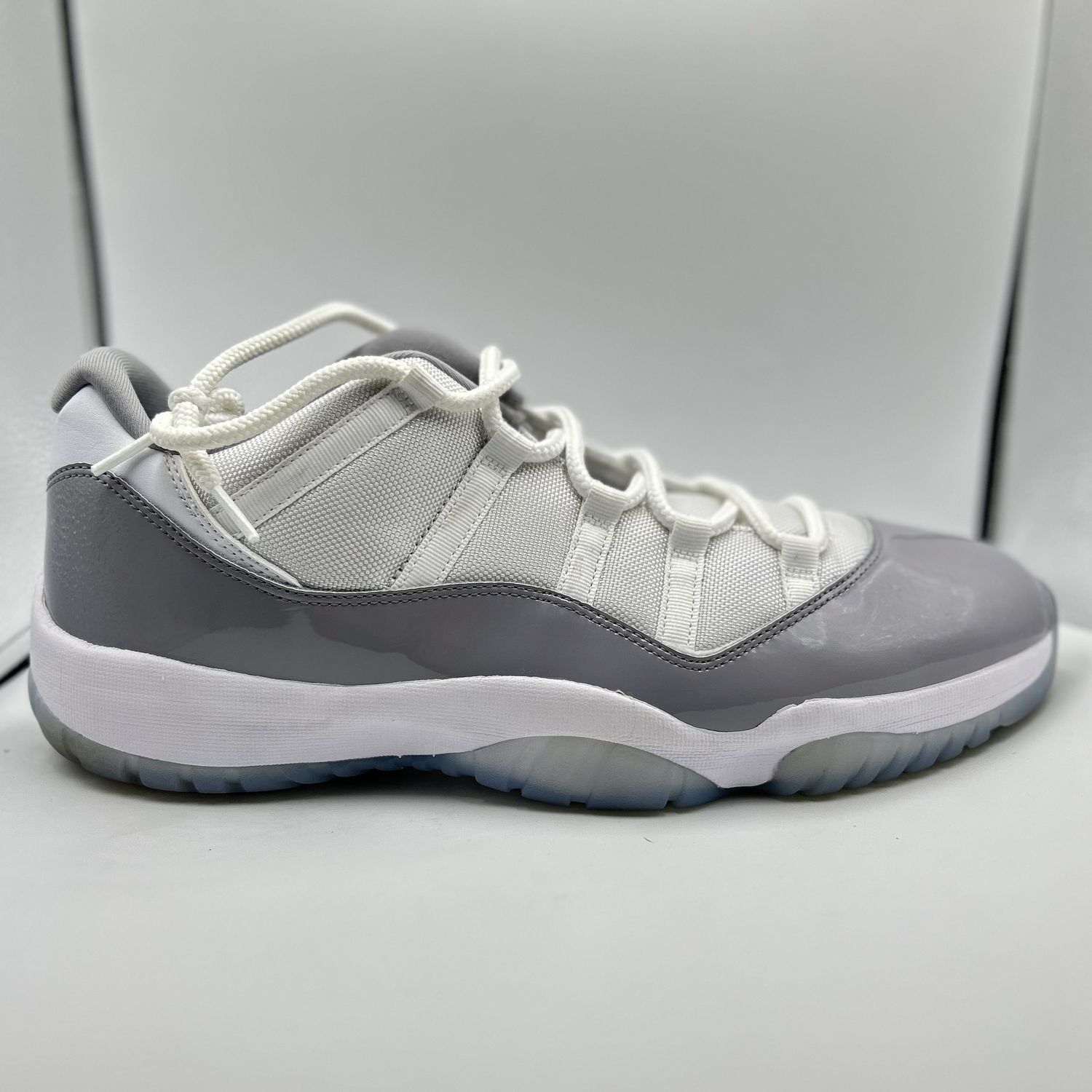 JORDAN 11 LOW “CEMENT GREY” SZ 14