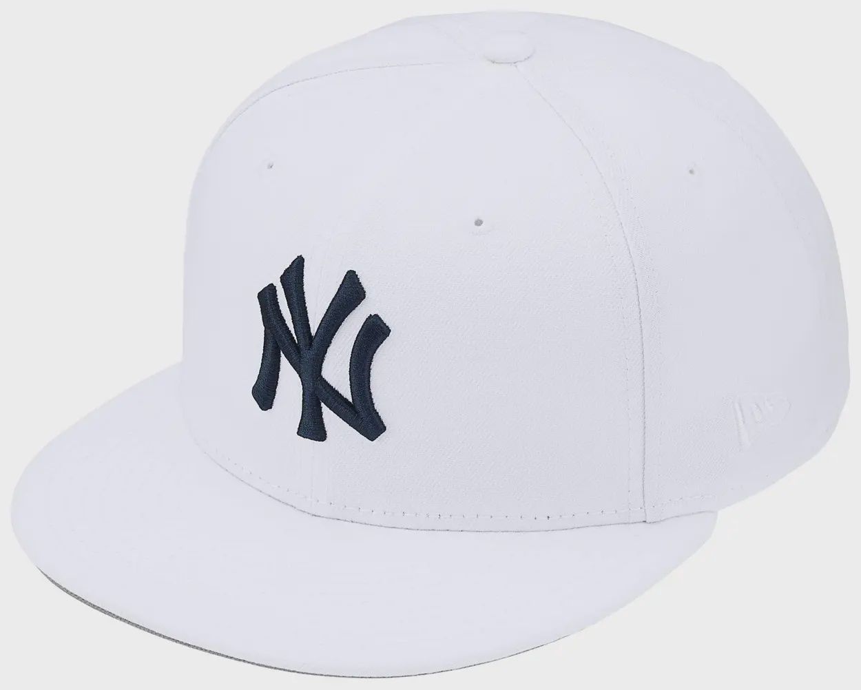 SUPREME X NEW YORK YANKEES NEW ERA "WHITE"
