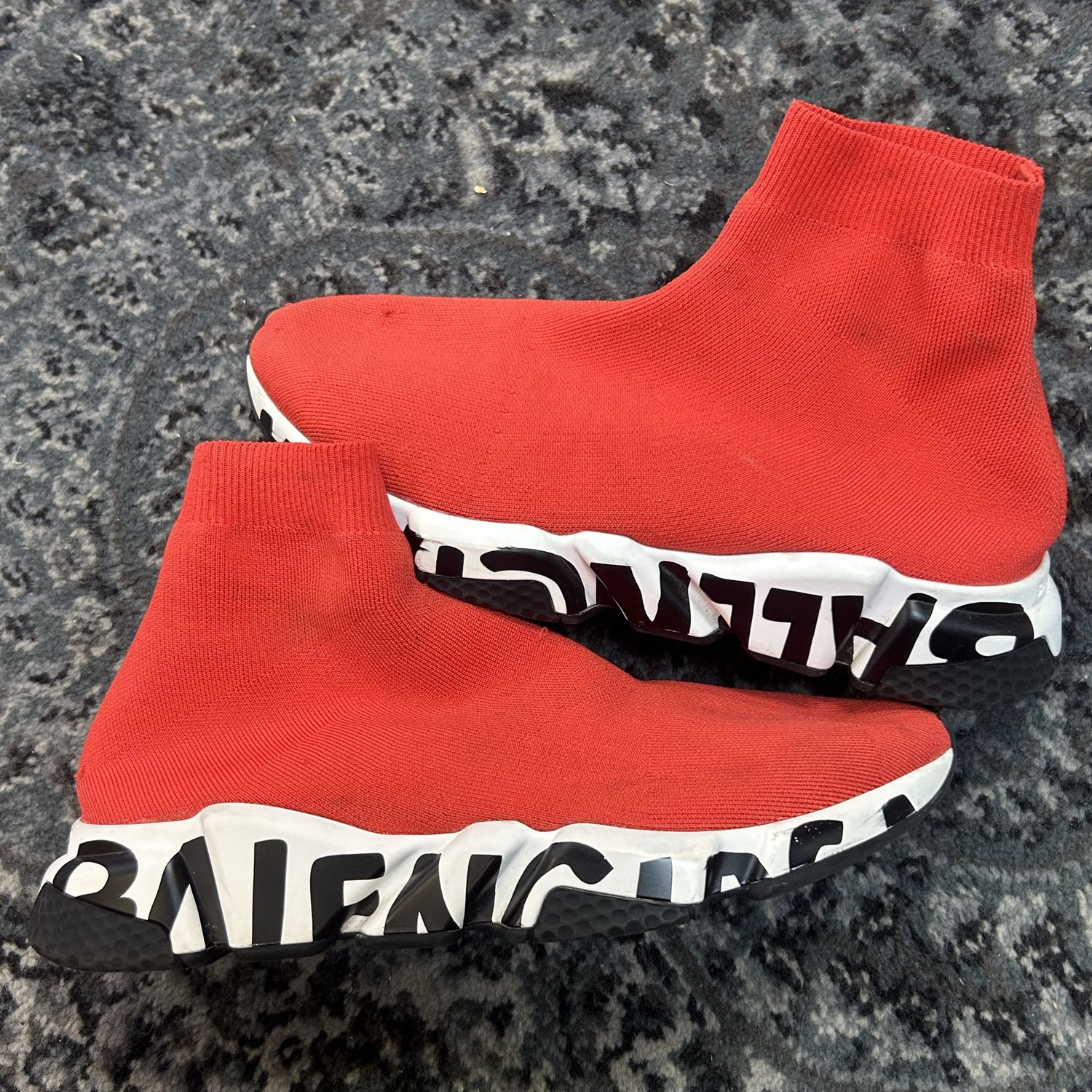 BALENCIAGA SPEED GRAFFITI TRAINER “RED” SZ 9 N.B.