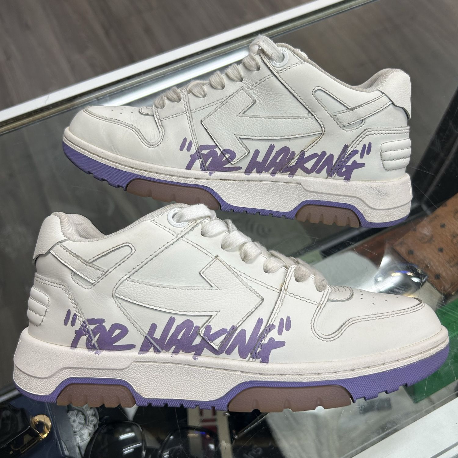 OFF WHITE OUT OF OFFICE “WHITE VIOLET” SZ 38 N.B.