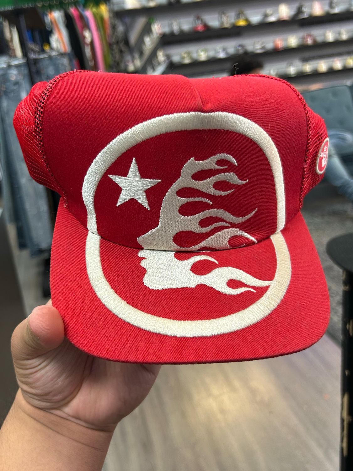 HELLSTAR BIG LOGO TRUCKER HAT “RED” (PREOWNED)
