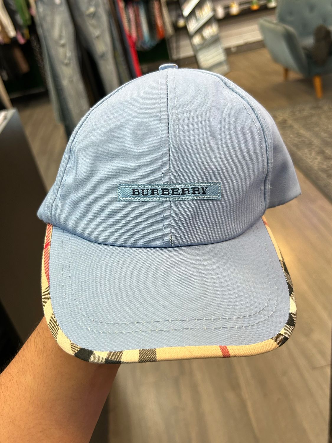 BURBERRY LIGHT BLUE HAT