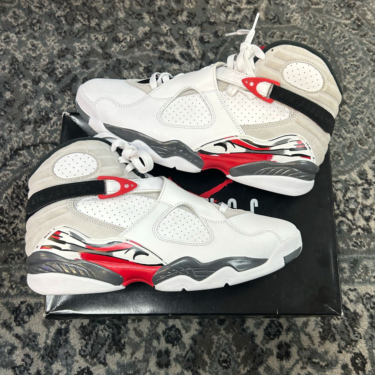 JORDAN 8 "BUGS BUNNY" SZ 11
