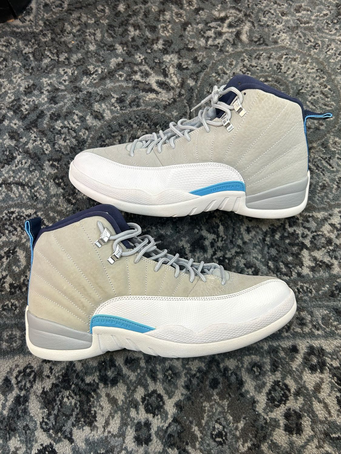 JORDAN 12 “GREY UNIVERSITY BLUE” SZ 11 N.B.