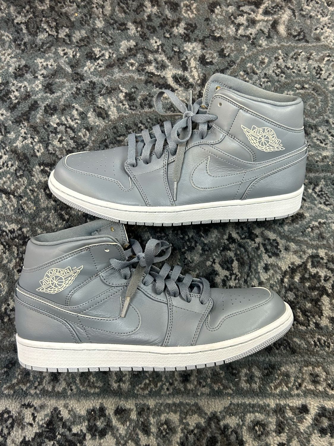 JORDAN 1 MID “COOL GREY” SZ 11 N.B.