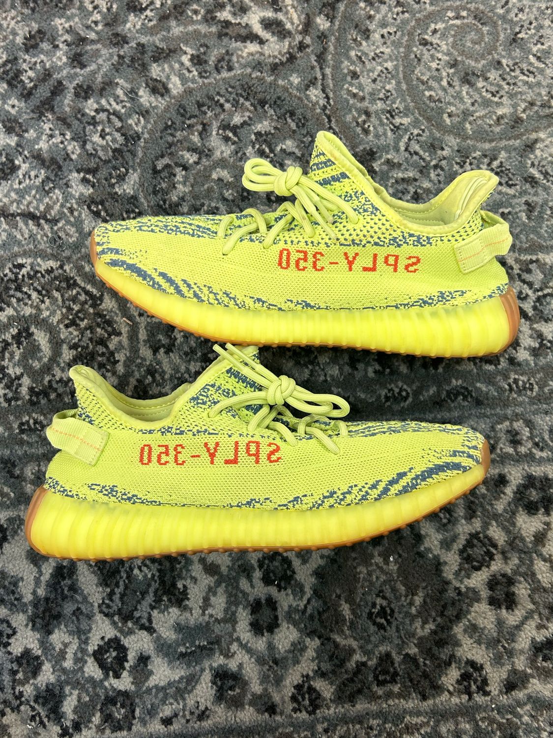 YEEZY 350 V2 “FROZEN YELLOW” SZ 11 N.B.