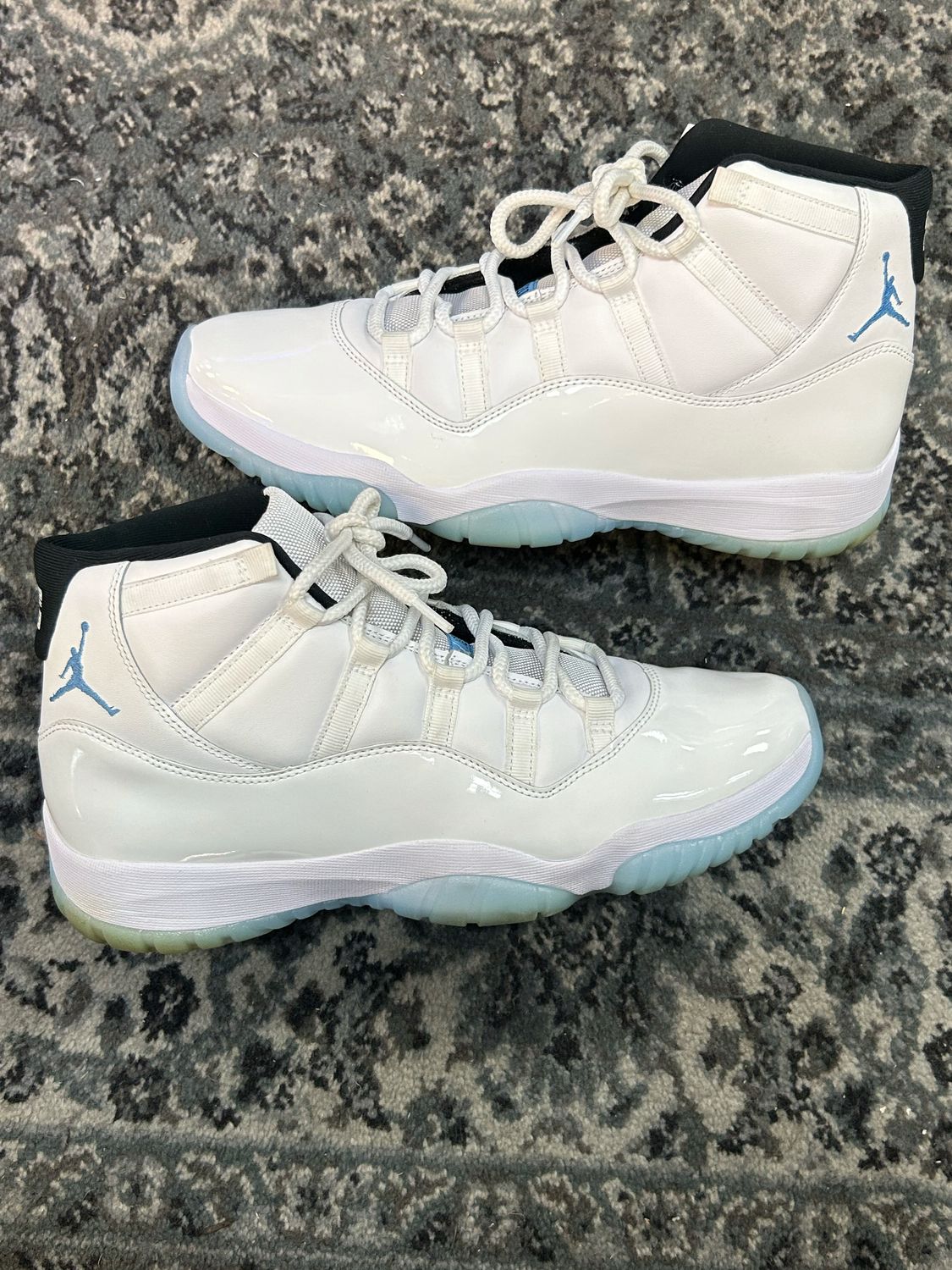 JORDAN 11 “LEGEND BLUE” SZ 12 N.B.