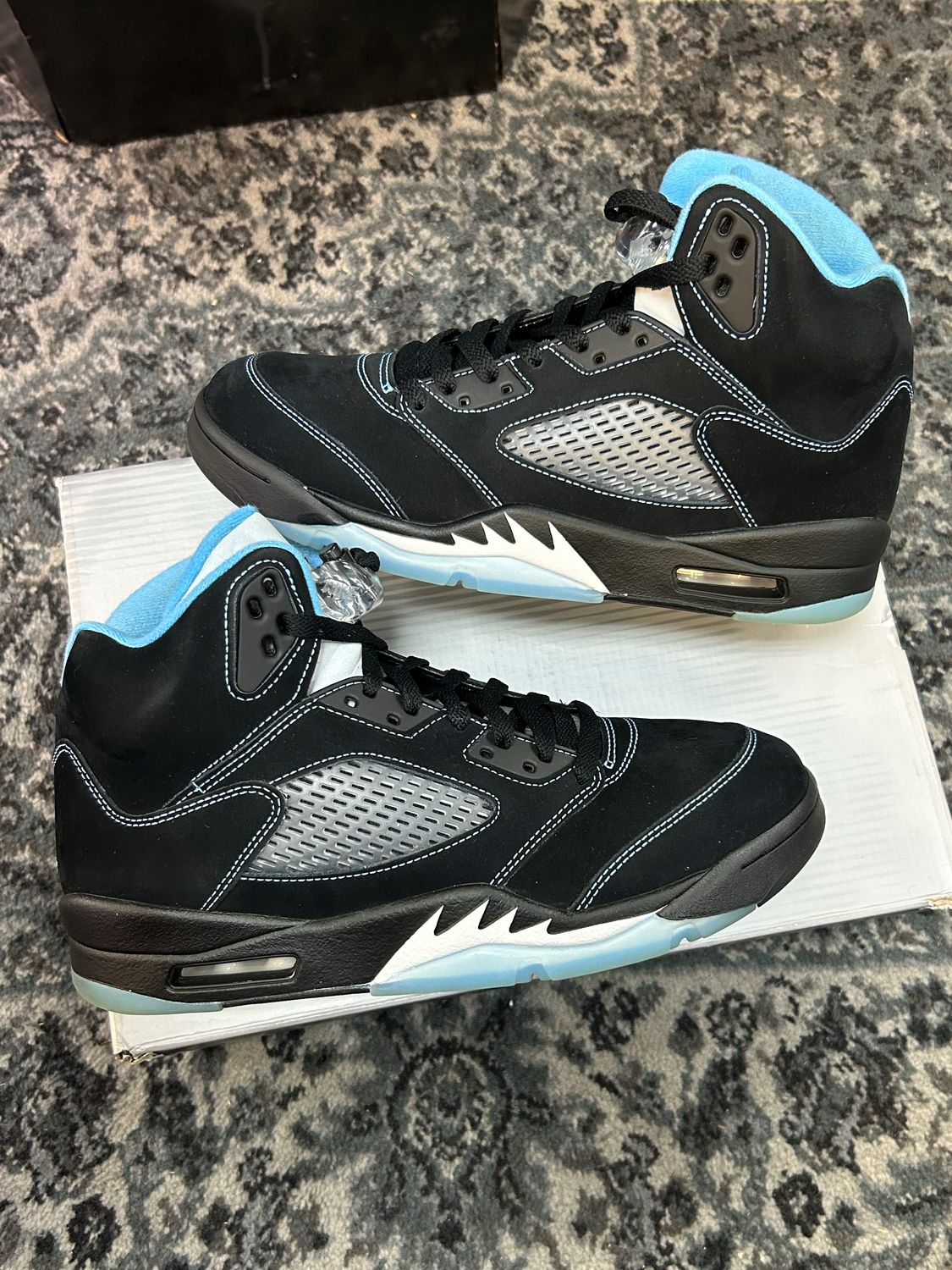 JORDAN 5 “UNC” SZ 9