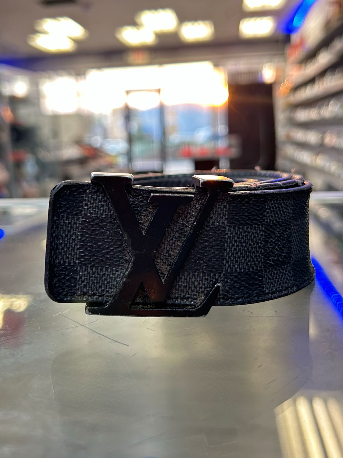 LV DAMIER GRAPHITE SZ 105CM