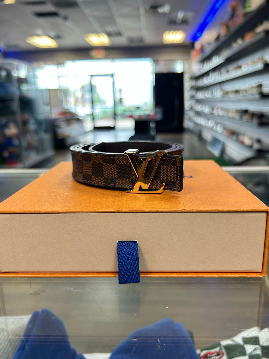 DAMIER EBENE LV INITIALES SZ 80CM