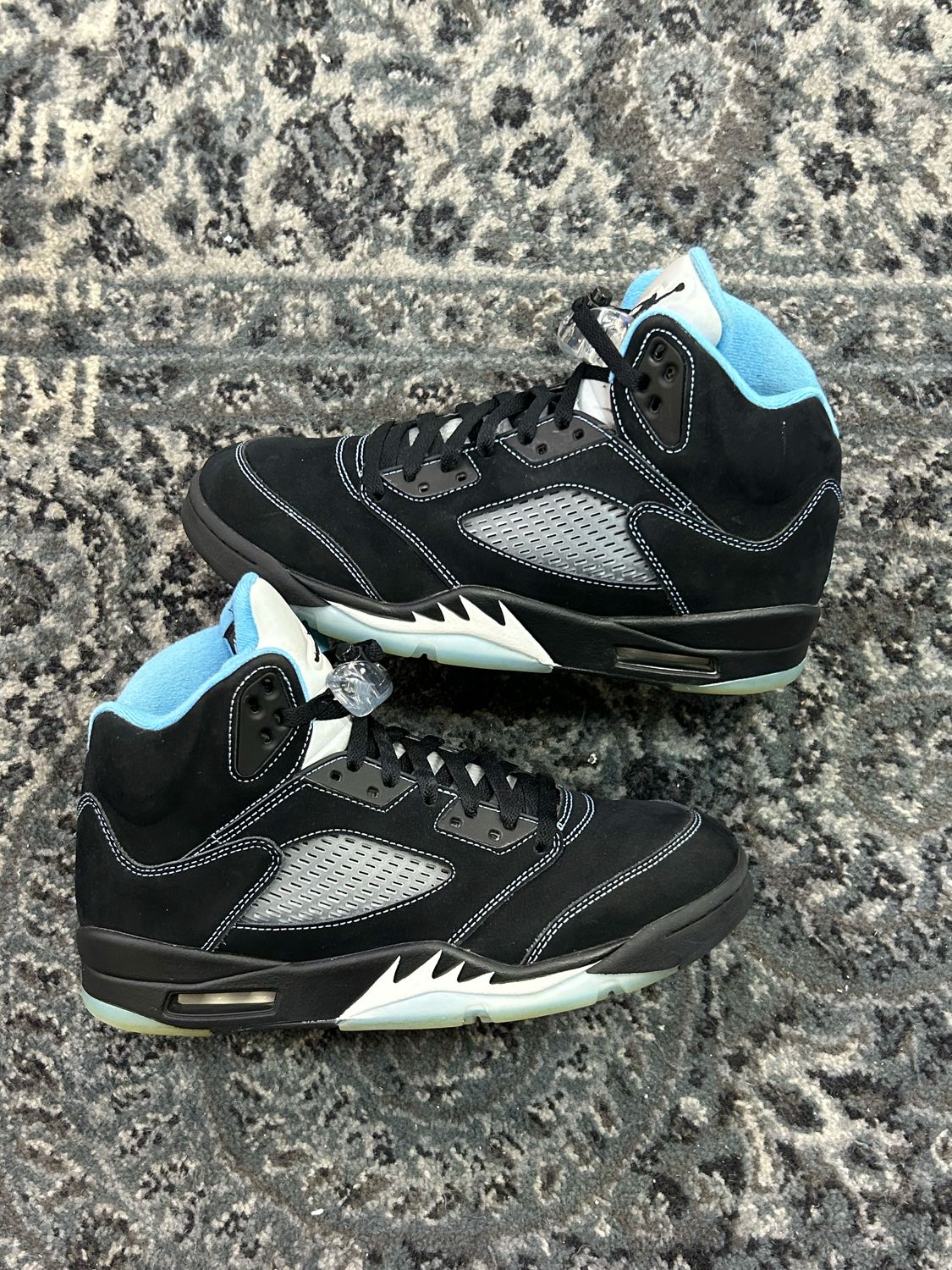 JORDAN 5 “UN” SZ 8.5 N.B.