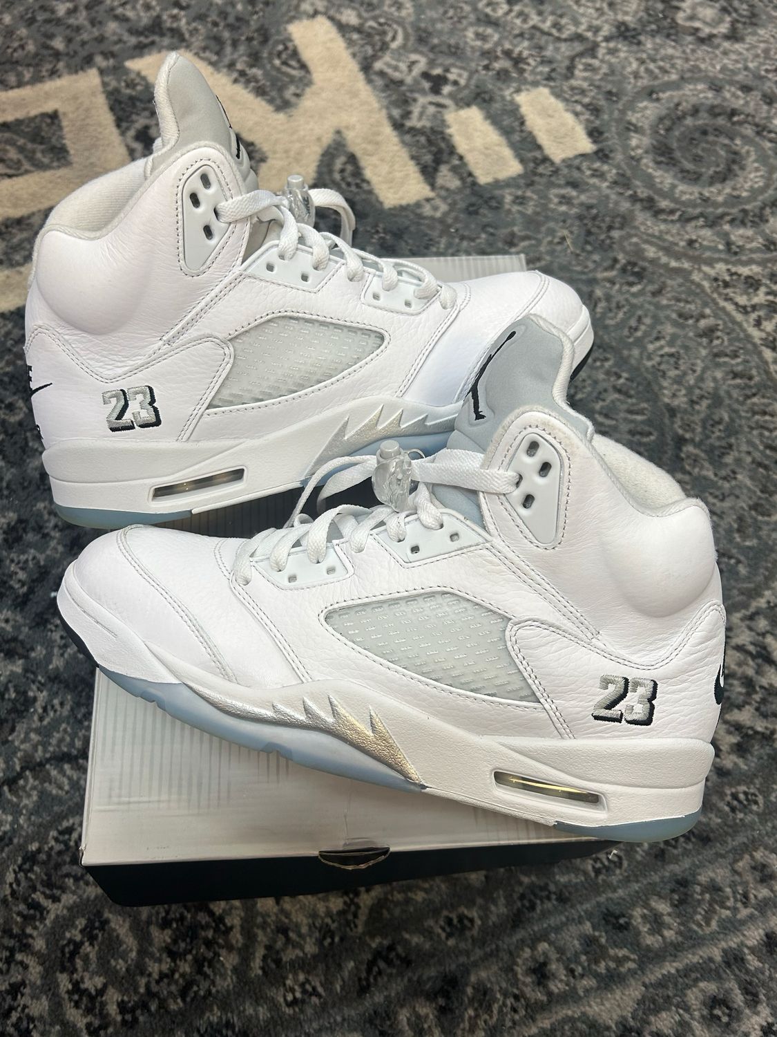 JORDAN 5 "WHITE METALLIC" SZ 10
