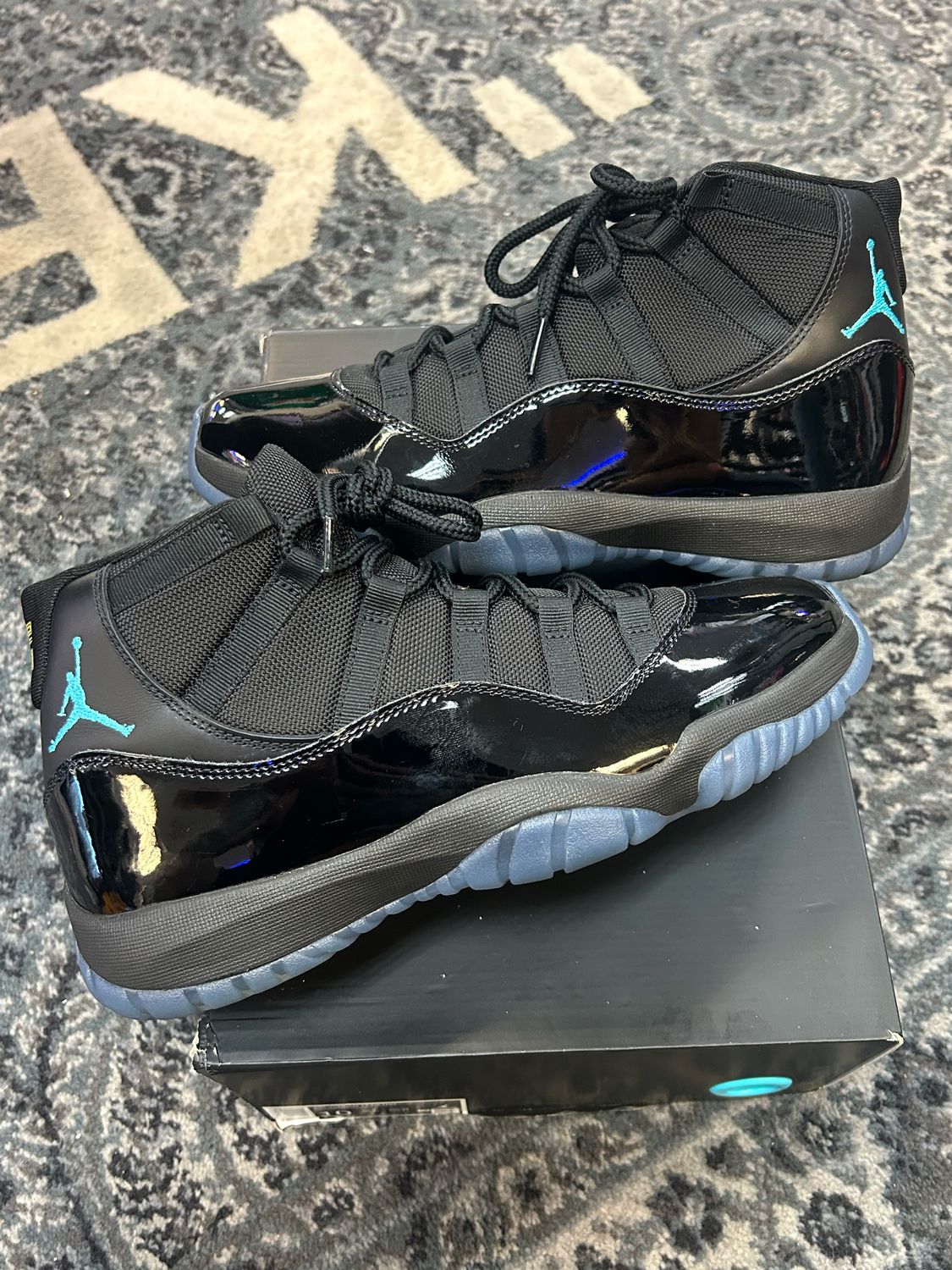 JORDAN 11 “GAMMA” SZ 10
