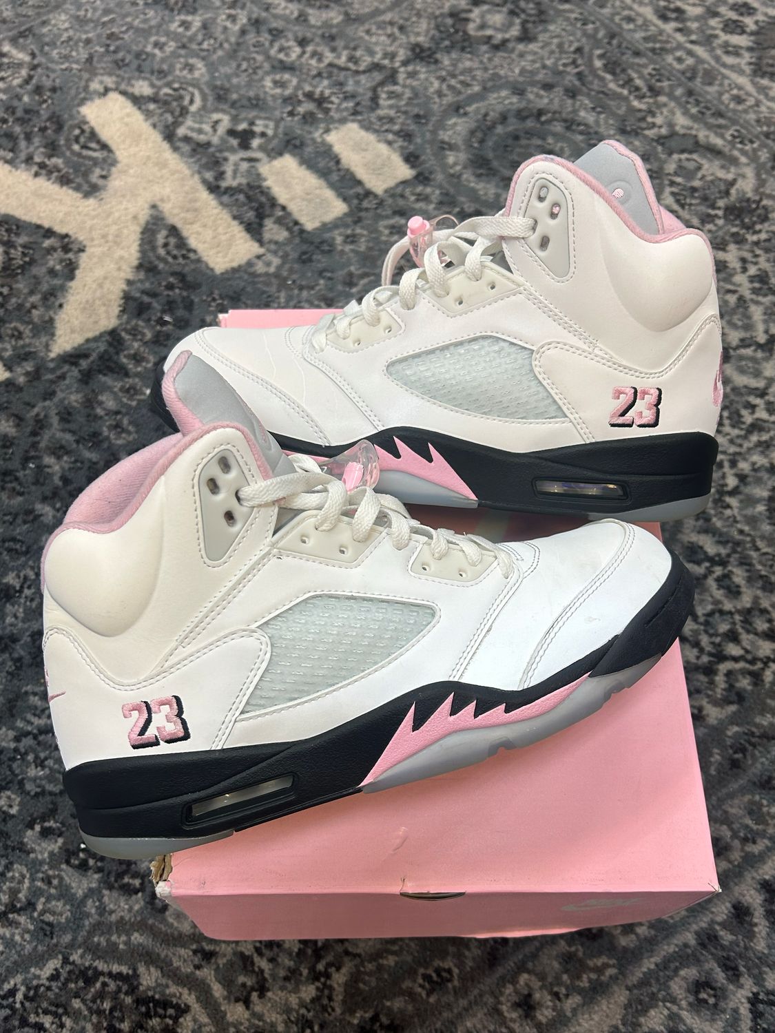 JORDAN 5 "MEDIUM SOFT PINK"  SZ 10