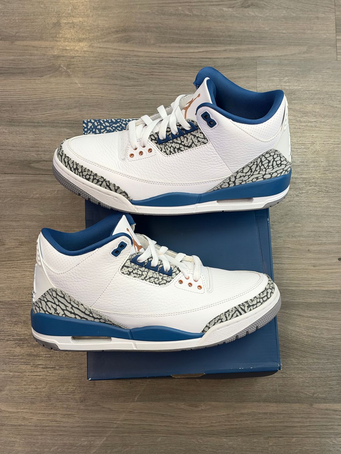 JORDAN 3 “WIZARDS” SZ 9.5