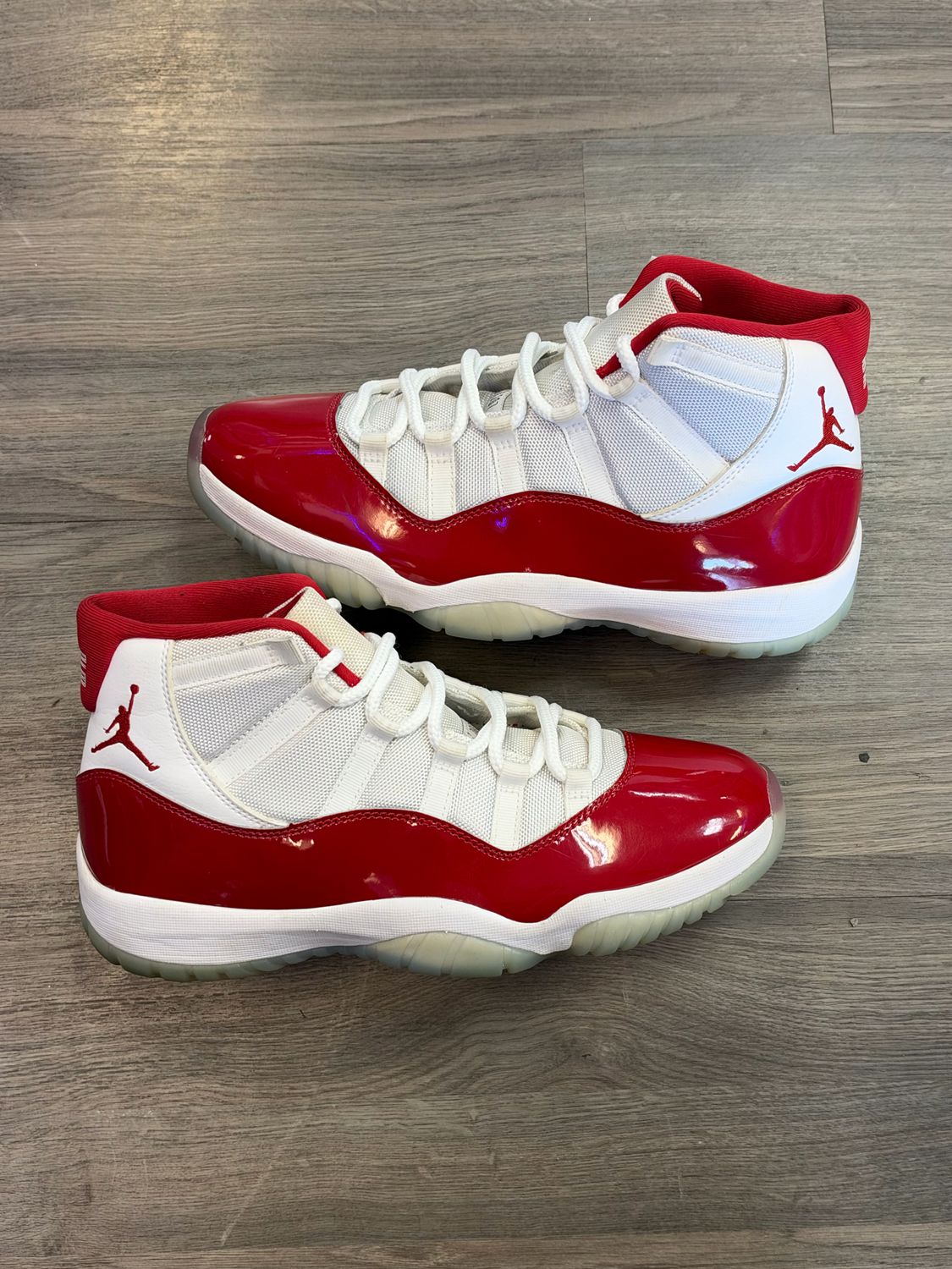 JORDAN 11 “CHERRY” SZ 10.5 N.B.
