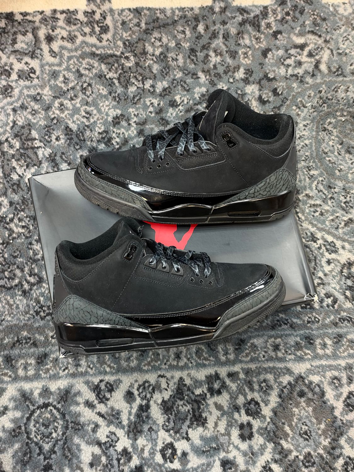 JORDAN 3 “BLACK CAT” SZ 9