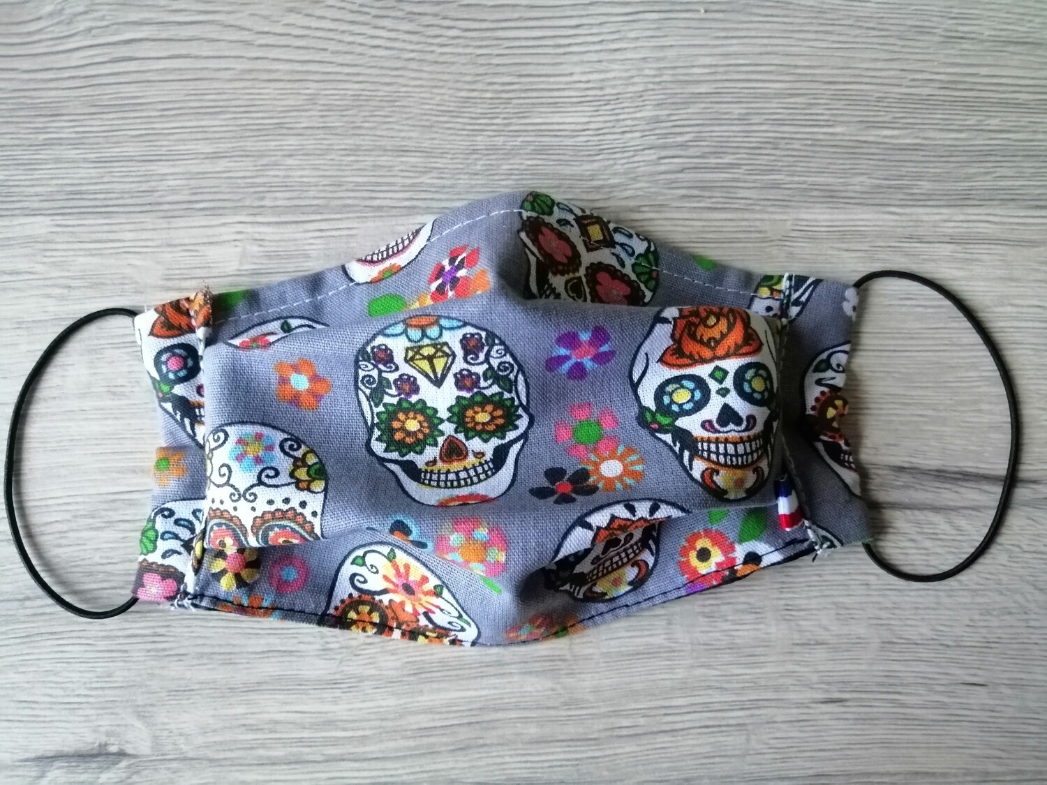 Masque à 2 plis lavable en coton écologique fait main - tête de mort
