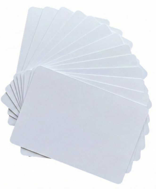 150 tarjetas sencillas de 5.7x10.5cm en Cartulina mate Blanca de 220g
