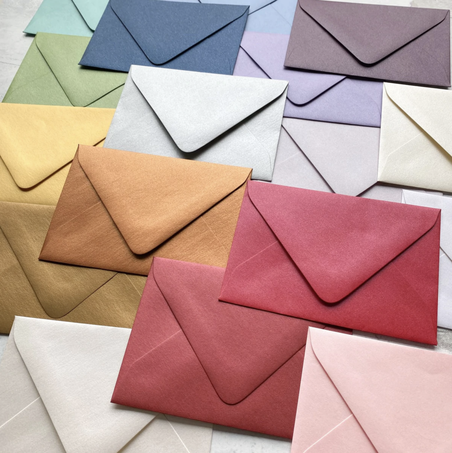 525 Sobres rectangular 11.5 x 15.5 cm Aperlado 140g