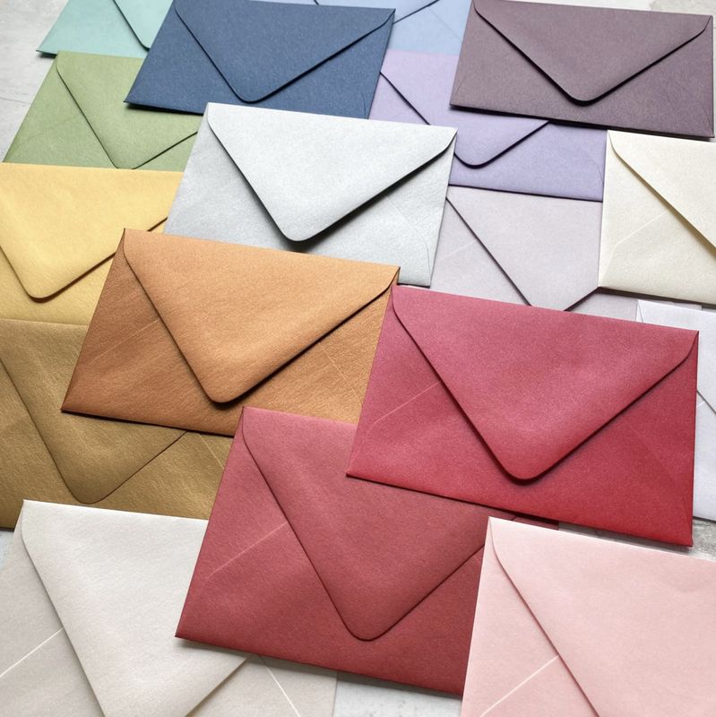 525 Sobres rectangular 11.5 x 15.5 cm Aperlado 140g