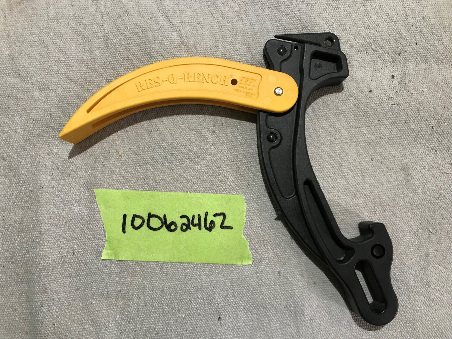 RESCUE WRENCH