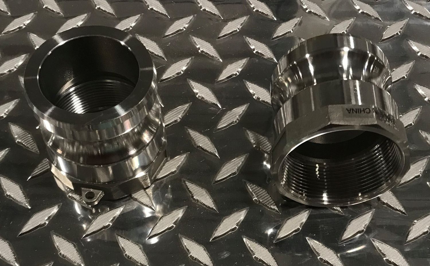 LOCK, CAM, TYPE A GROOVE, STAINLESS STEEL, FOR FUEL FILL