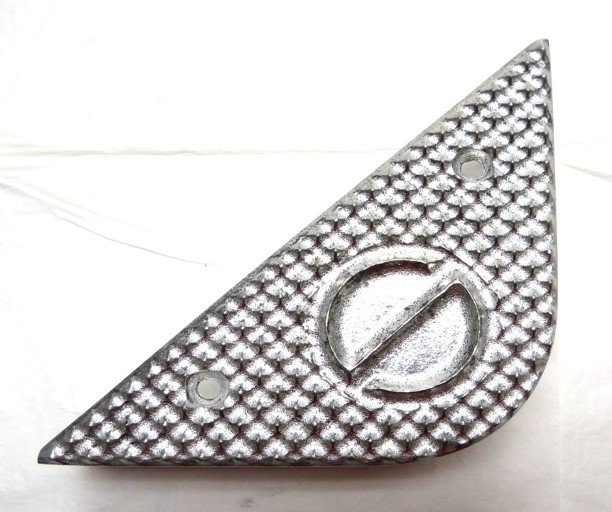 Corner, Cast Tailboard